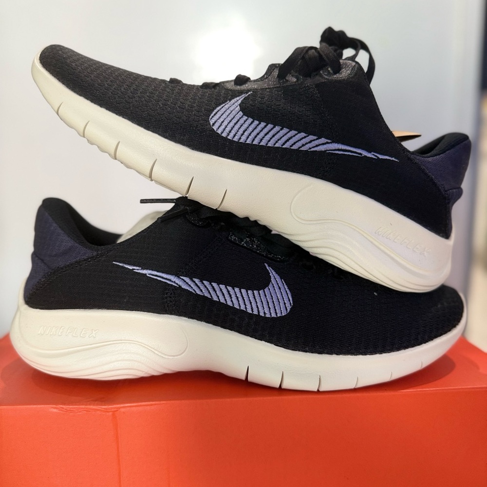 Nike Flex Experience RN 11 Men’s Running Shoes – Lightweight Comfort & Flexibili